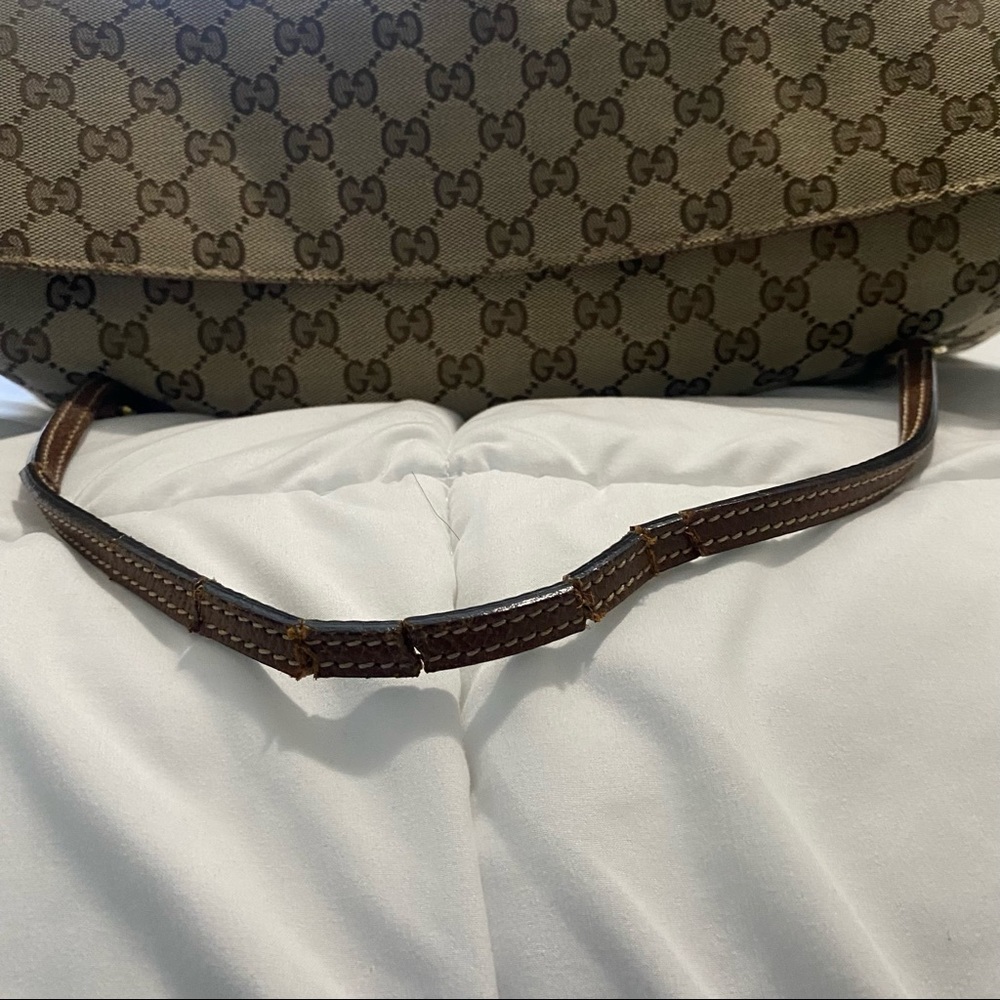 **SOLD**Gucci Bree Weekender Bag - Picture 7 of 16
